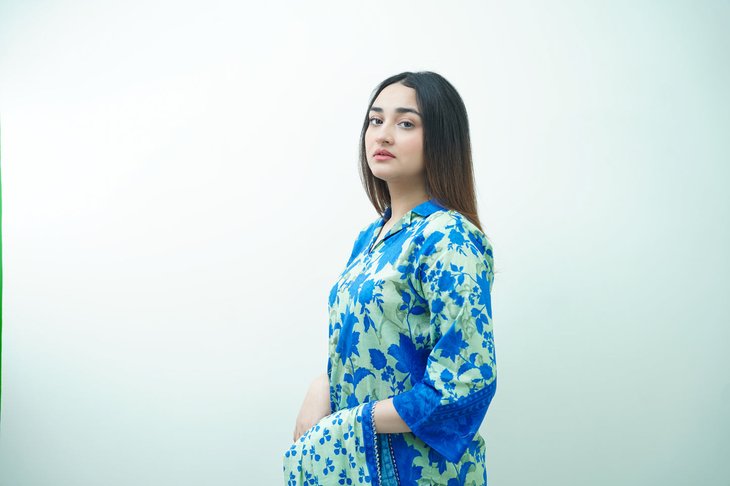 Blue Carnation 3-Piece Lawn Suit Unstitched (A-121)