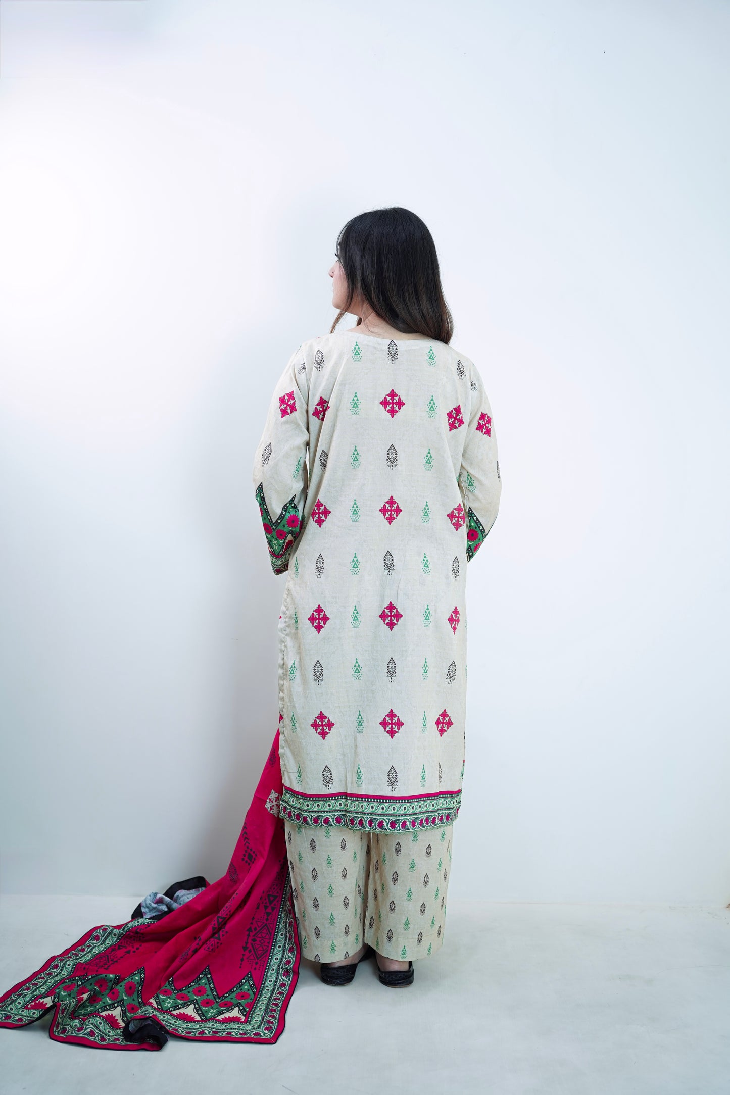 Desert Bloom 3-Piece Lawn Suit Unstitched (A-123)