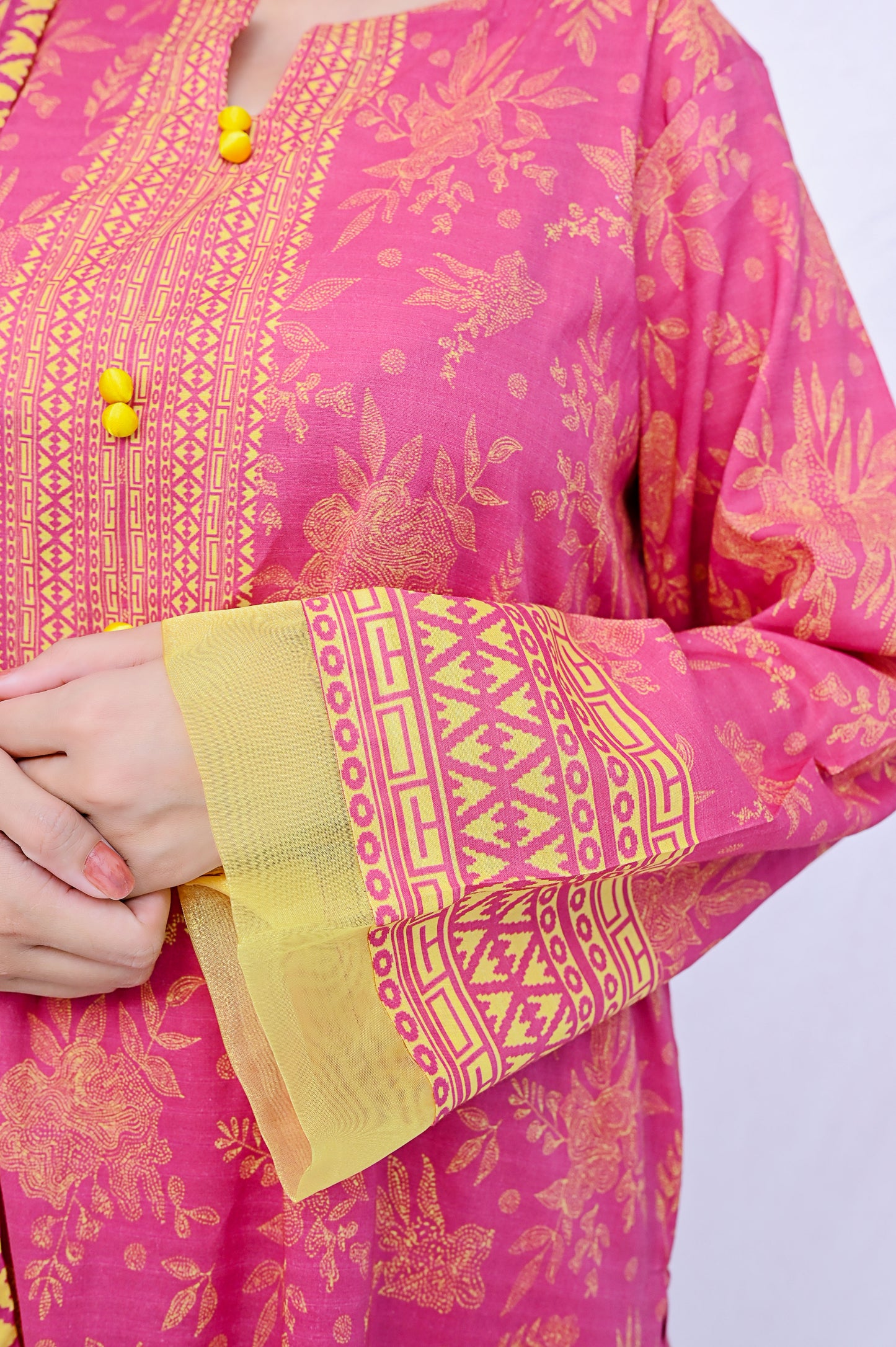 Baroque 3-Piece Lawn Suit Unstitched (A-112)