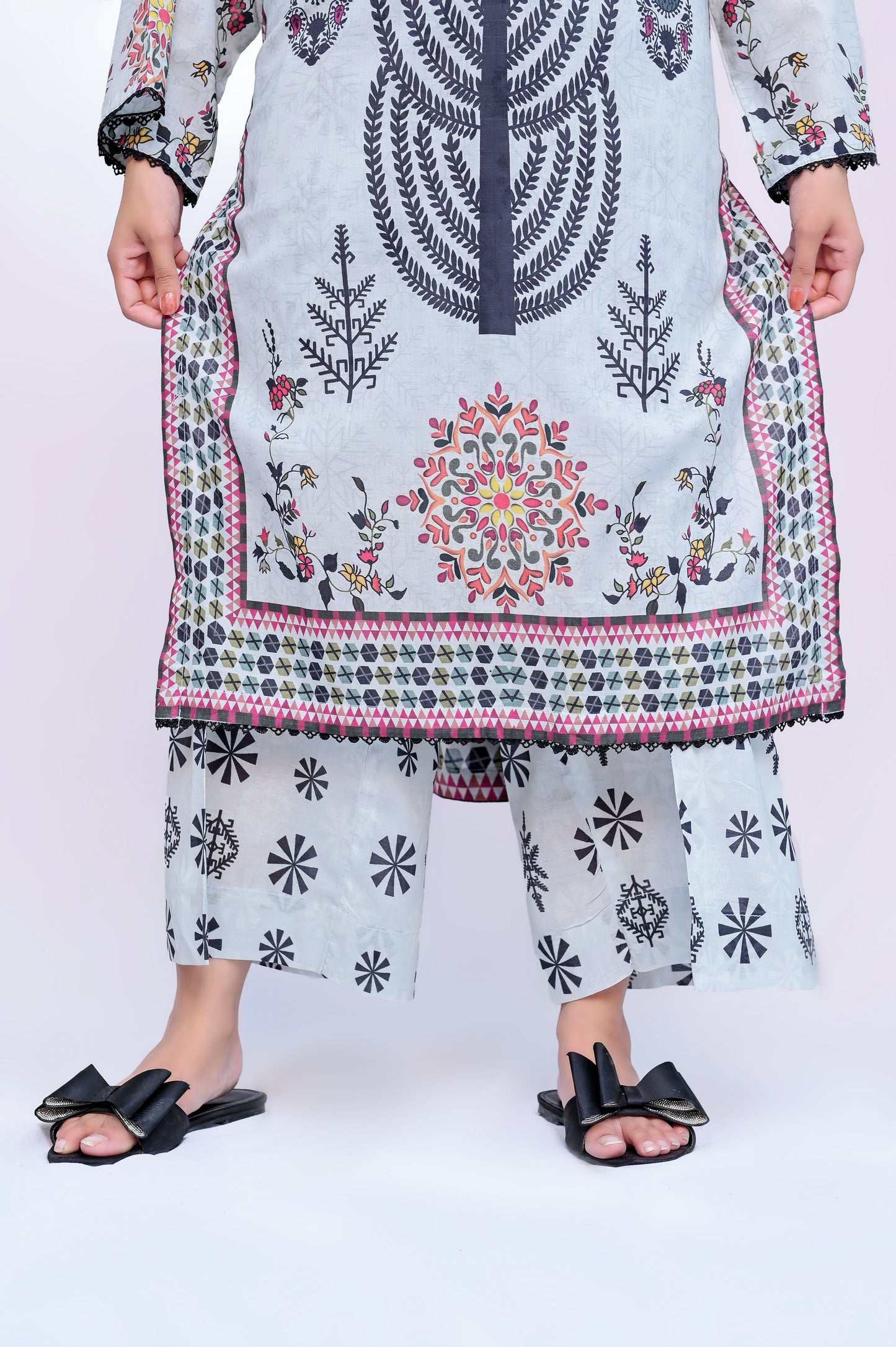 Paisley 3-Piece Lawn Suit Unstitched (A-110)