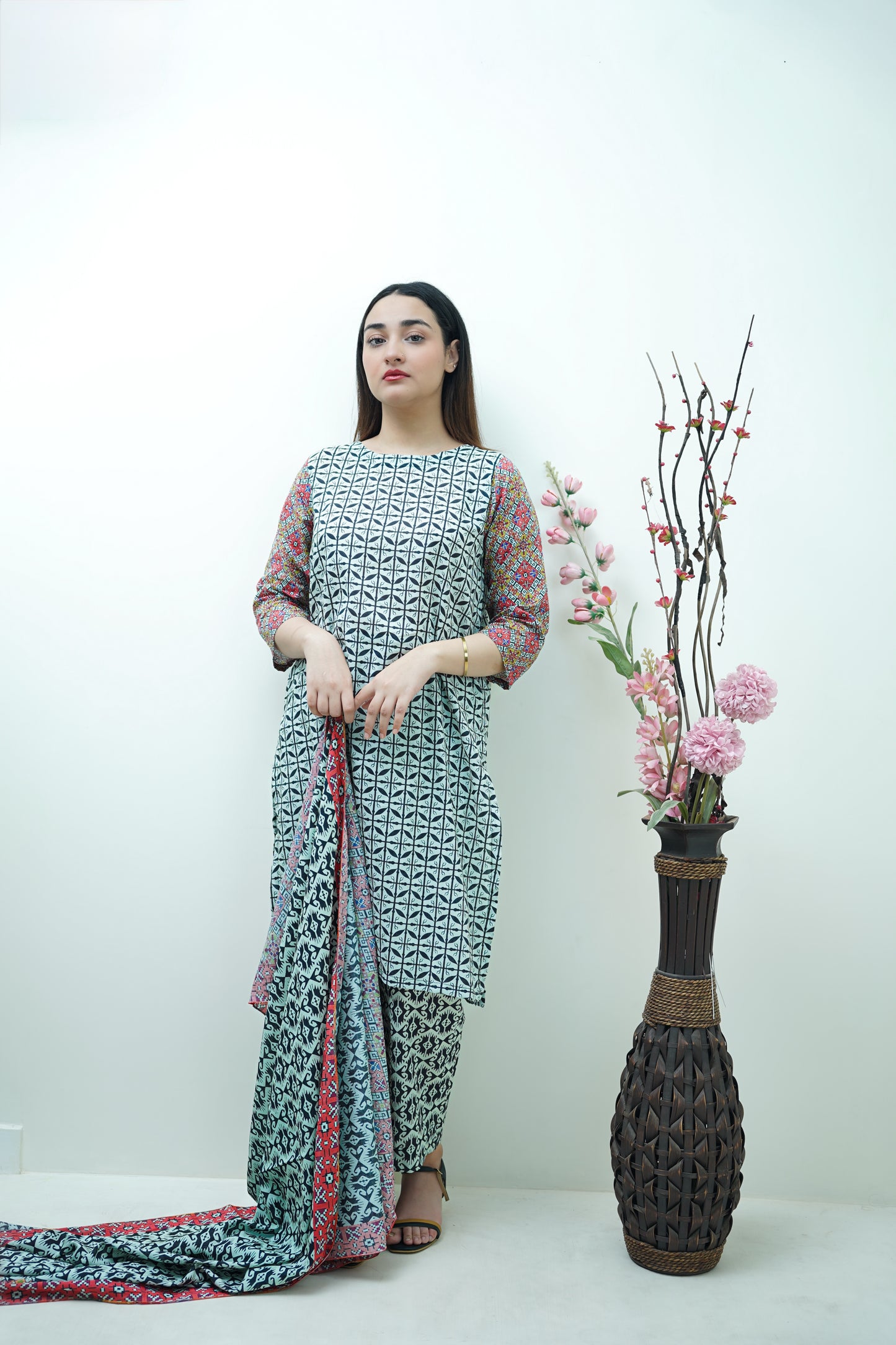 Sindhi Harmony 3-Piece Lawn Suit Unstitched (A-119)
