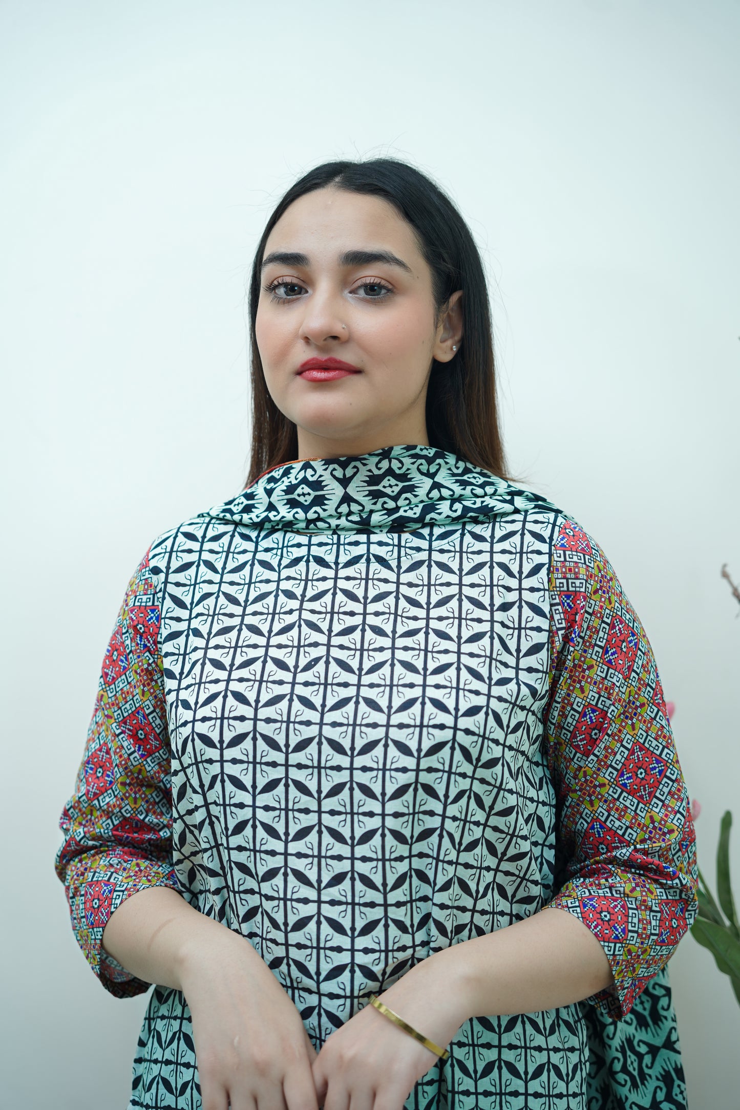 Sindhi Harmony 3-Piece Lawn Suit Unstitched (A-119)